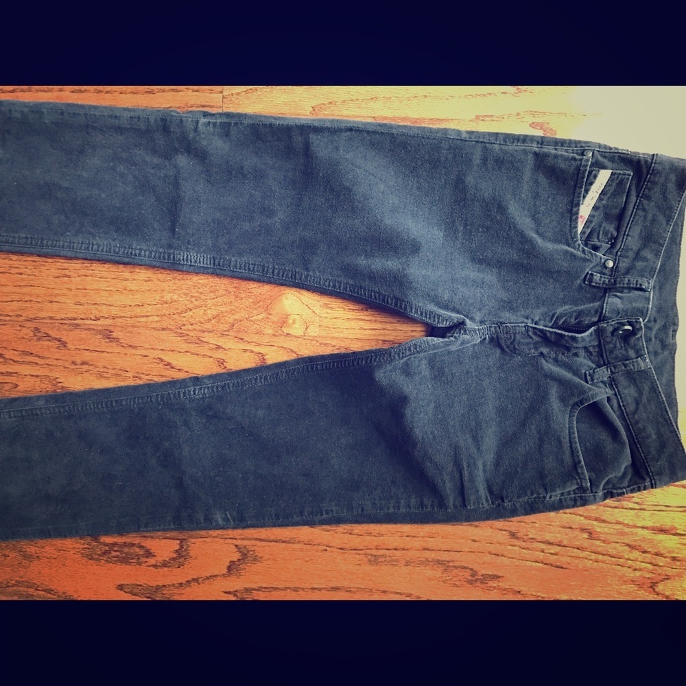 Diesel Straight Leg size 25 black jeans